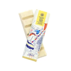 Barrita de chocolate blanco con maní y sal